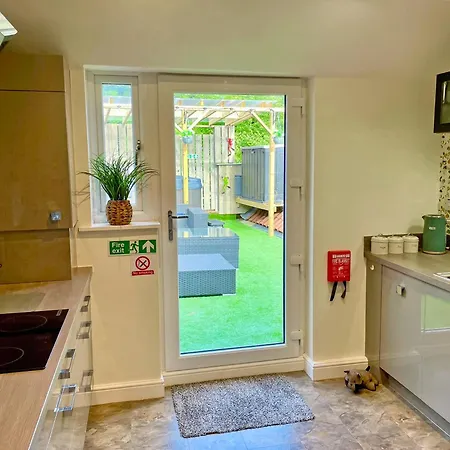 Station View Hébergement de vacances Pickering